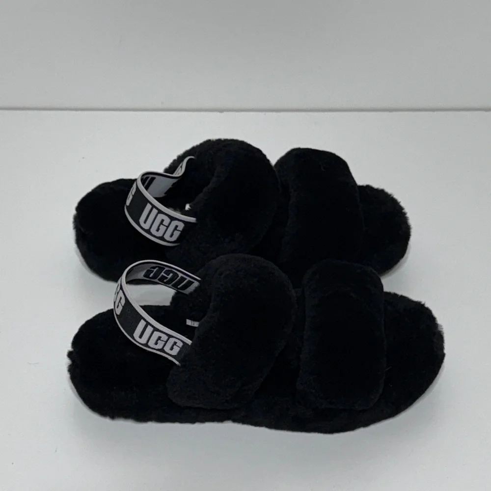 UGG “Oh Yeah” Slide Sandals in Black Sheepskin with an Elastic UGG Logo Strap